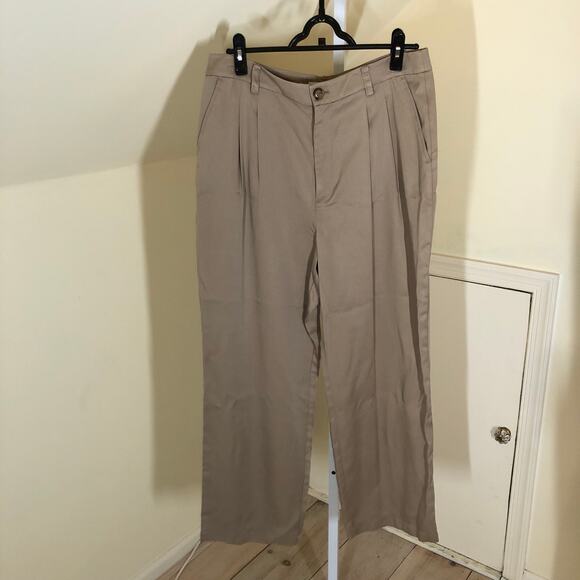 LOFT NWT Women's Khaki Chino Pants Size 12P - Picture 1 of 6